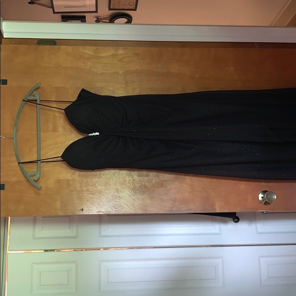 Black sparkly prom dress - Picture 1 of 2